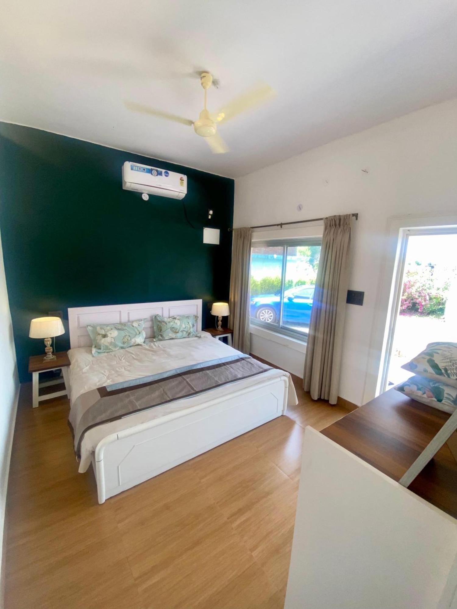 The Bougainvillea Cottage Farmstay Near Dehradun , 2 Bedroom Private Cottage Next To Fields And Orchards With Hill Views Dış mekan fotoğraf