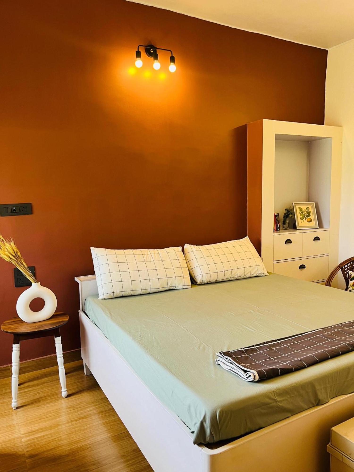 The Bougainvillea Cottage Farmstay Near Dehradun , 2 Bedroom Private Cottage Next To Fields And Orchards With Hill Views Dış mekan fotoğraf