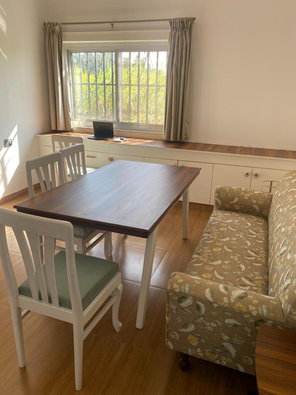 The Bougainvillea Cottage Farmstay Near Dehradun , 2 Bedroom Private Cottage Next To Fields And Orchards With Hill Views Dış mekan fotoğraf